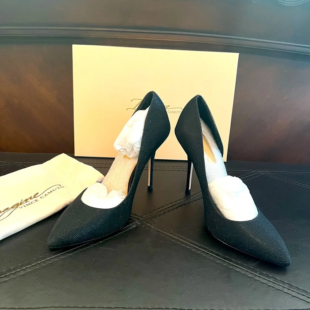 Imagine Vince Camuto Orre Black Metallic Shimmer Pump. Size 7.5. NWT